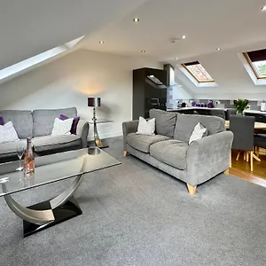 7 Bluebridge Court With Free Parking , York United Kingdom